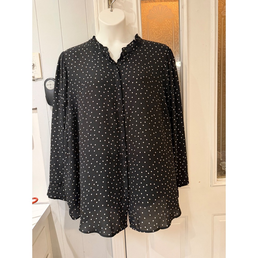 Torrid Black White Polka Dot Ruffle Neck Button Down Blouse Plus Size 5 5X